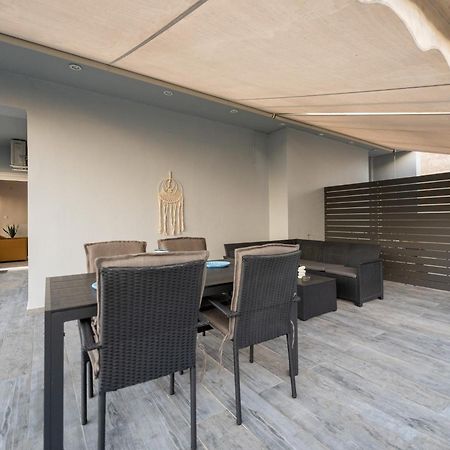 Il Centro Apartment Aigio Dış mekan fotoğraf