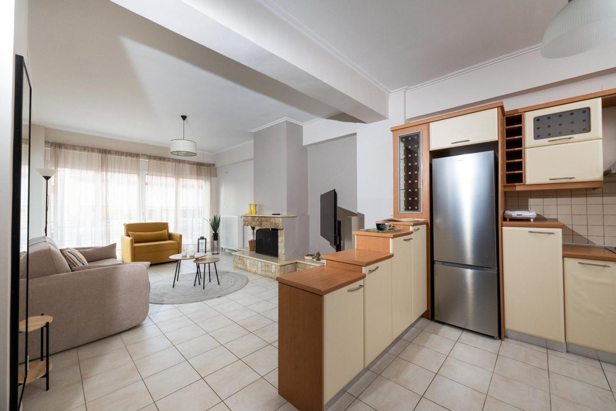 Il Centro Apartment Aigio Dış mekan fotoğraf